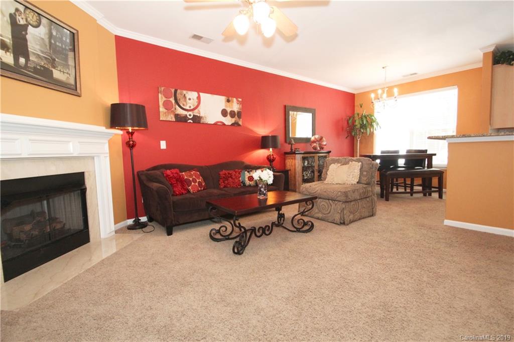 1909 Travertine Lane Fort Mill, SC 29708 - Photo 4 of 29