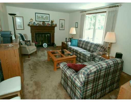 1775 Partridge Run Road Upper St. Clair, PA 15241 - Photo 4 of 5 Den/Family/Great Room.