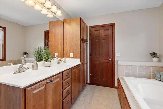 $599,900 | 11608 21st Street Northeast, St. Michael, MN 55376