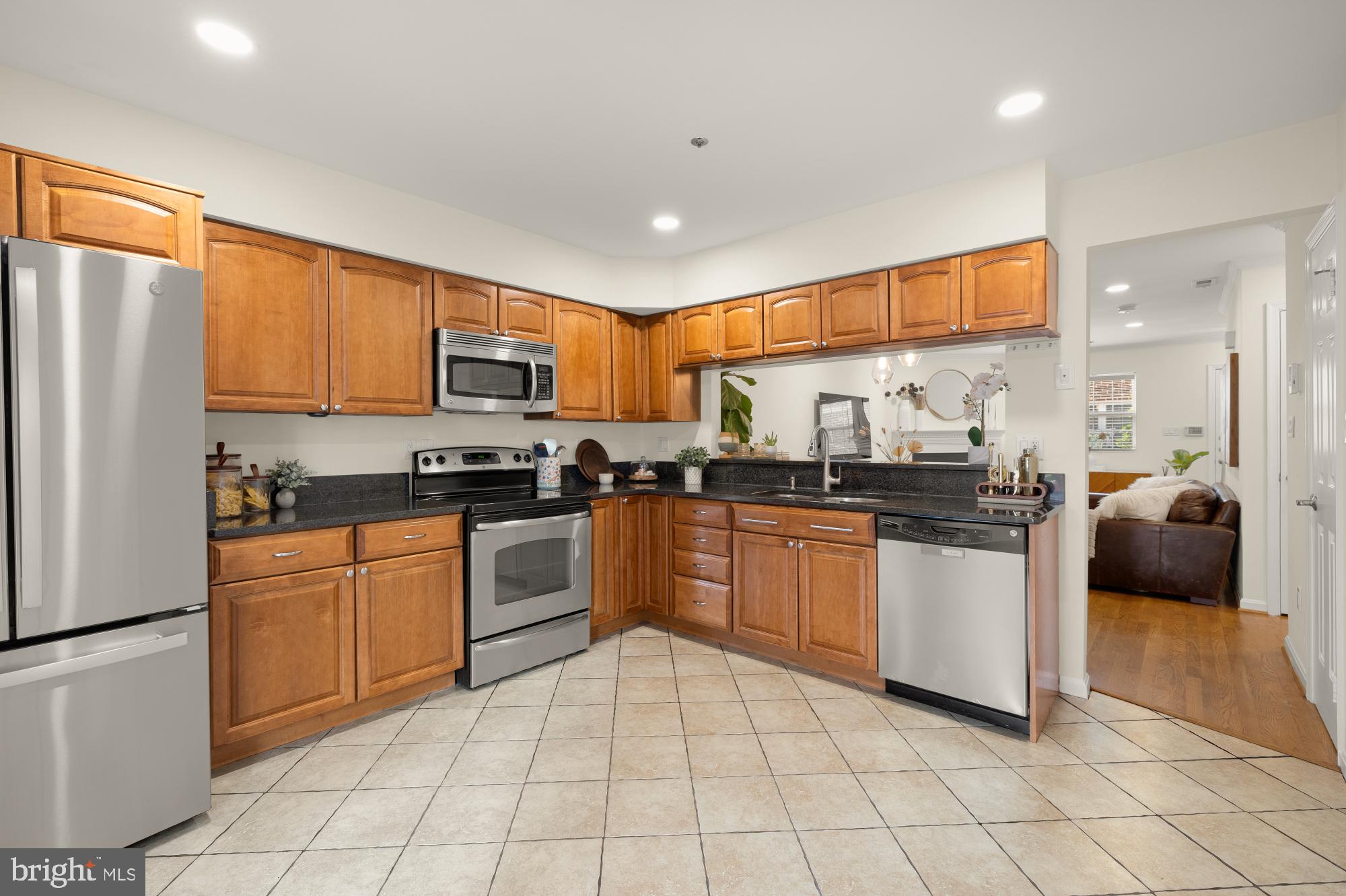 3034 South Glebe Road Arlington, VA 22206 - Photo 11 of 45