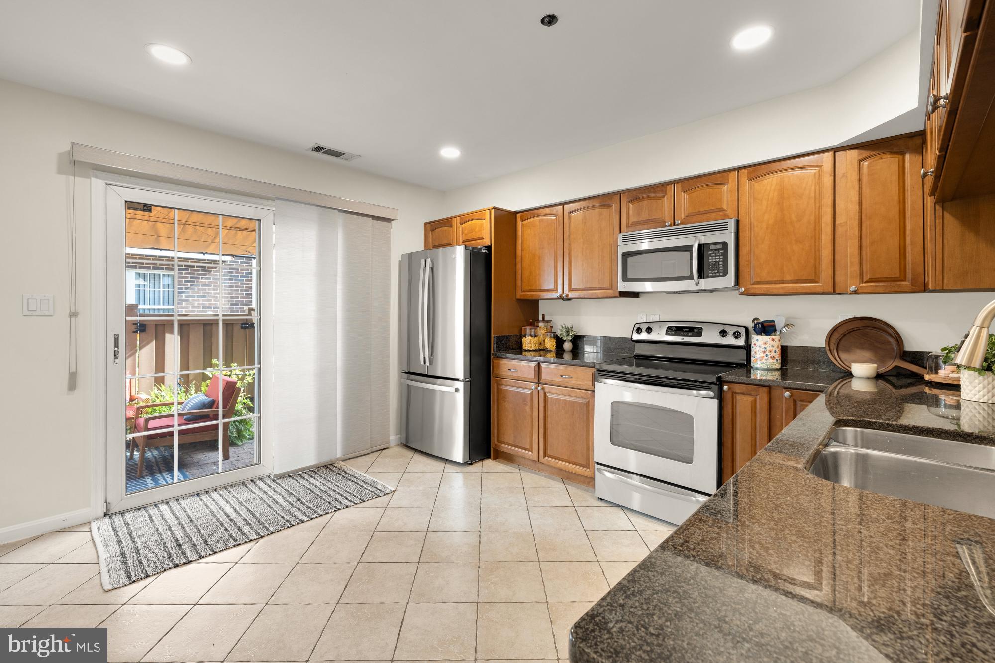 3034 South Glebe Road Arlington, VA 22206 - Photo 13 of 45