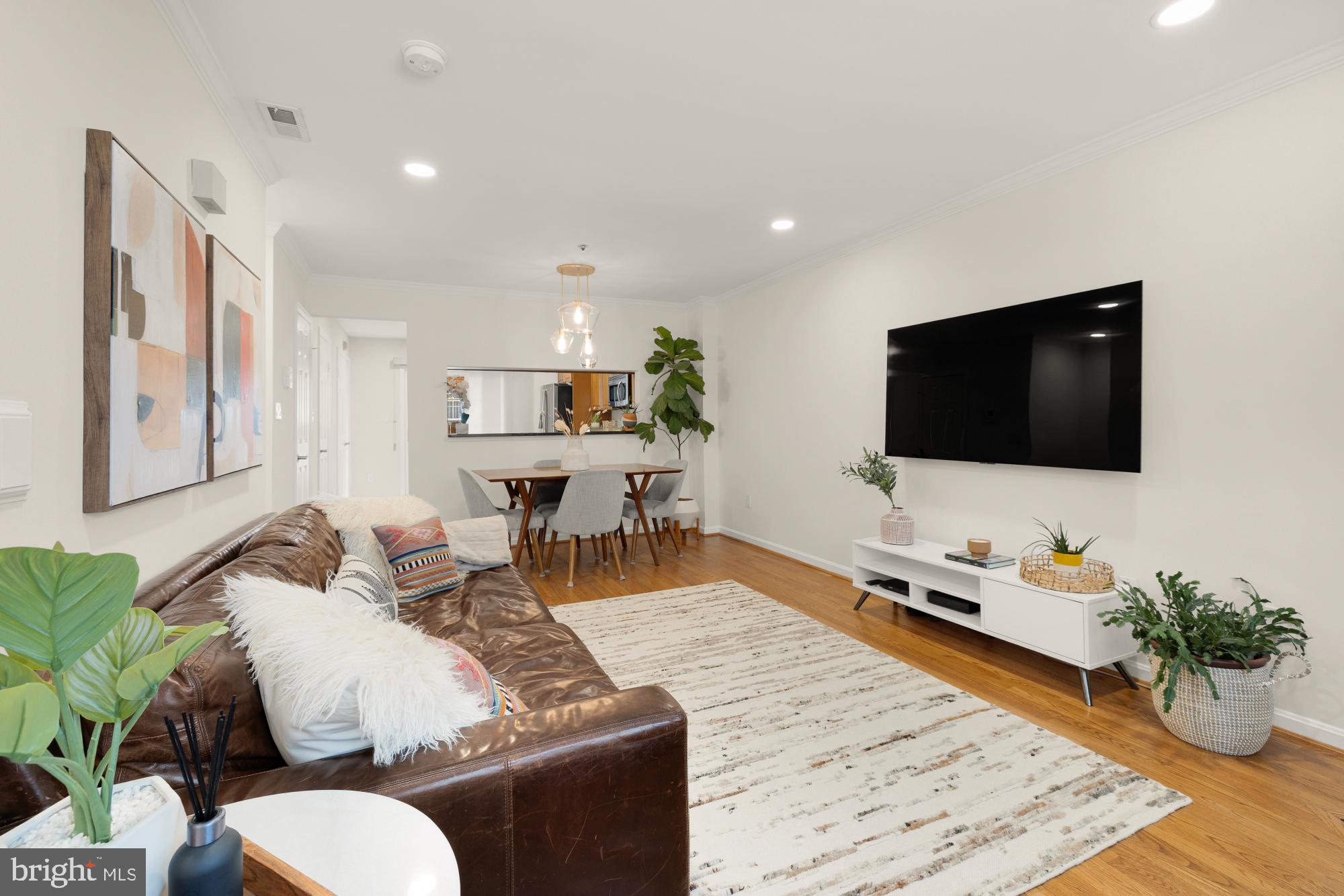 3034 South Glebe Road Arlington, VA 22206 - Photo 2 of 45