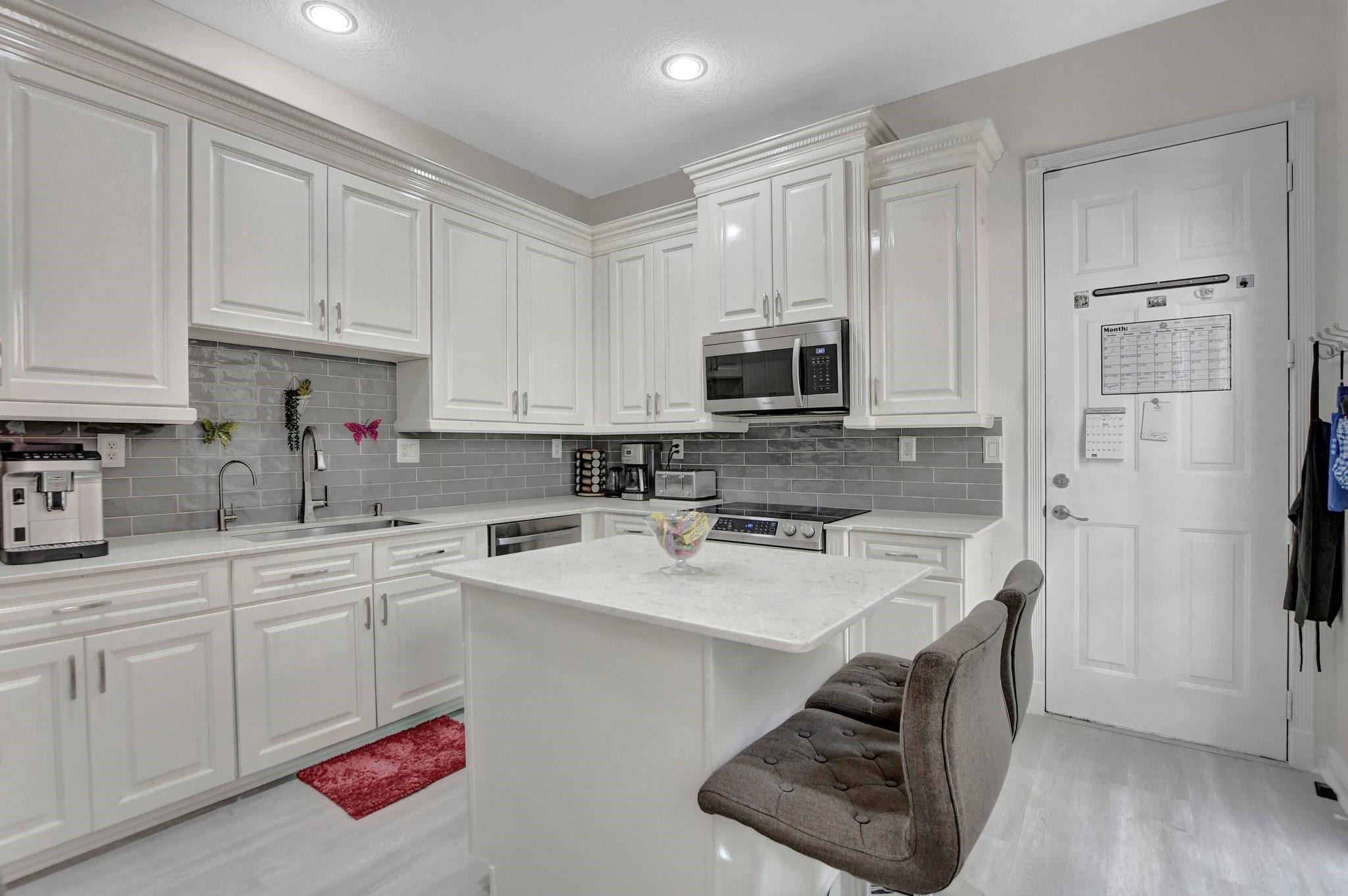 8316 Northwest 9th Avenue Boca Raton, FL 33487 - Photo 12 of 51 Photo 12