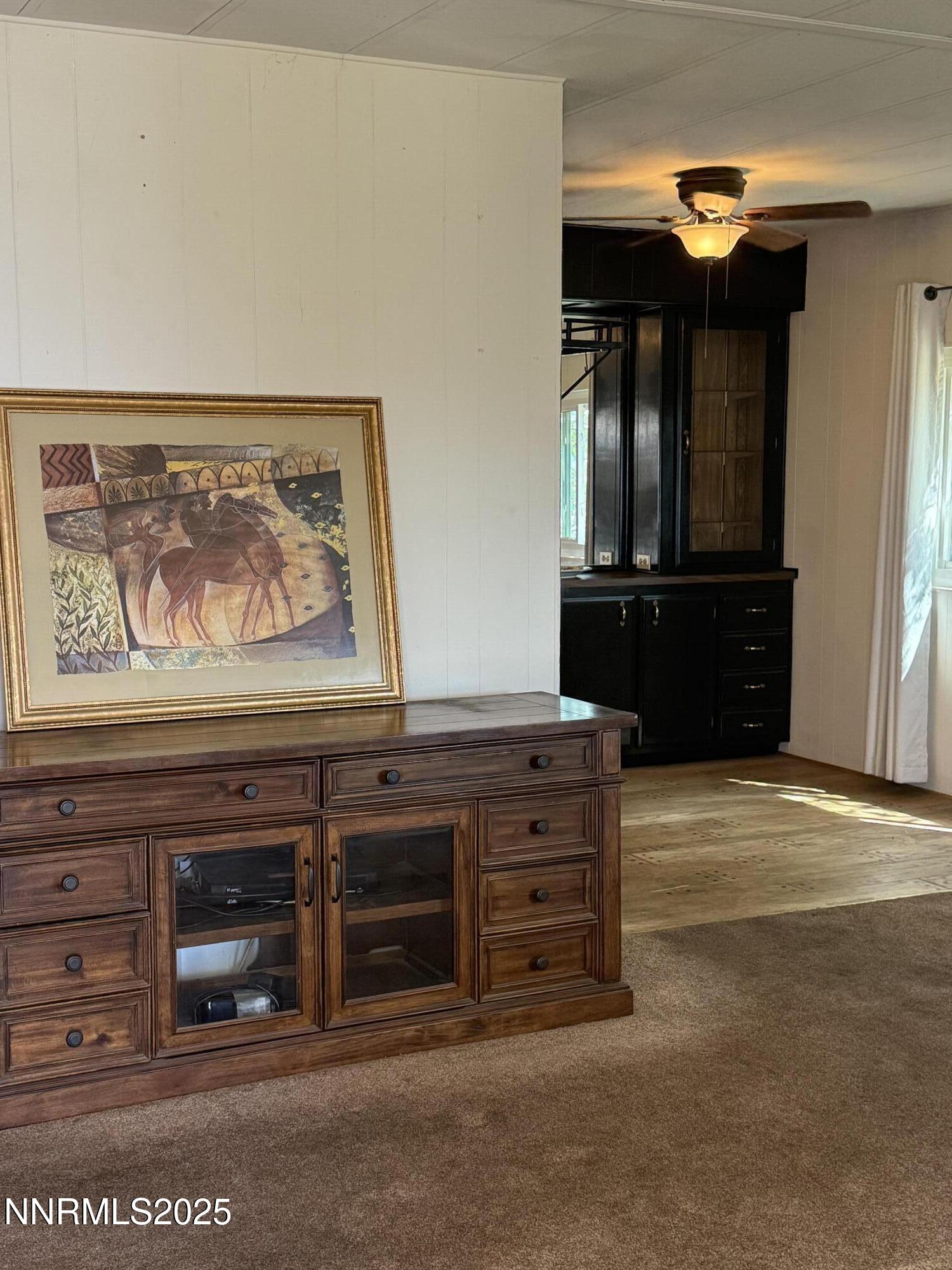 3875 Granite Way Topaz Ranch Estates, NV 89444 - Photo 14 of 31 LIVING R