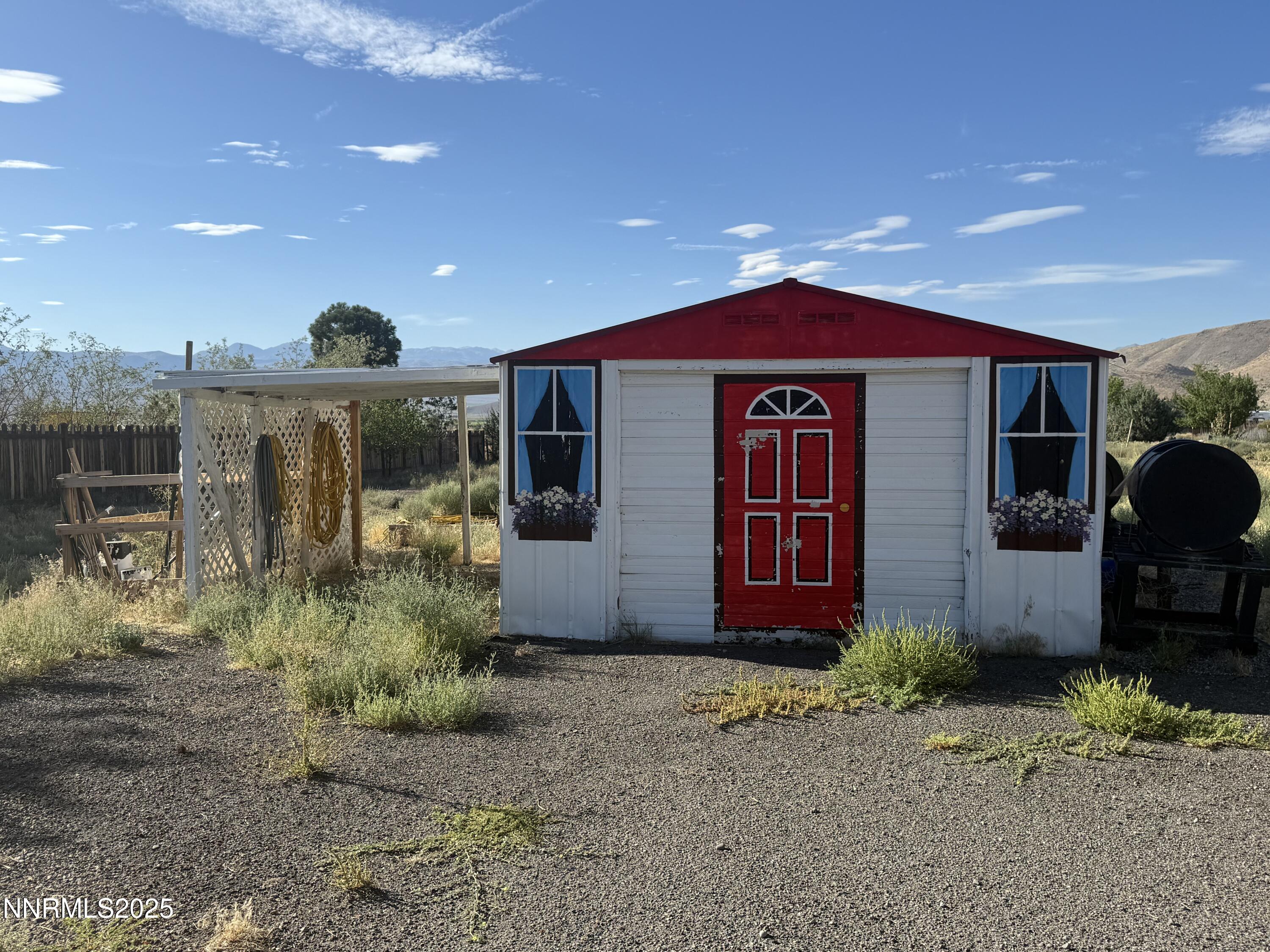 3875 Granite Way Topaz Ranch Estates, NV 89444 - Photo 27 of 31 1 CAR GARAGE