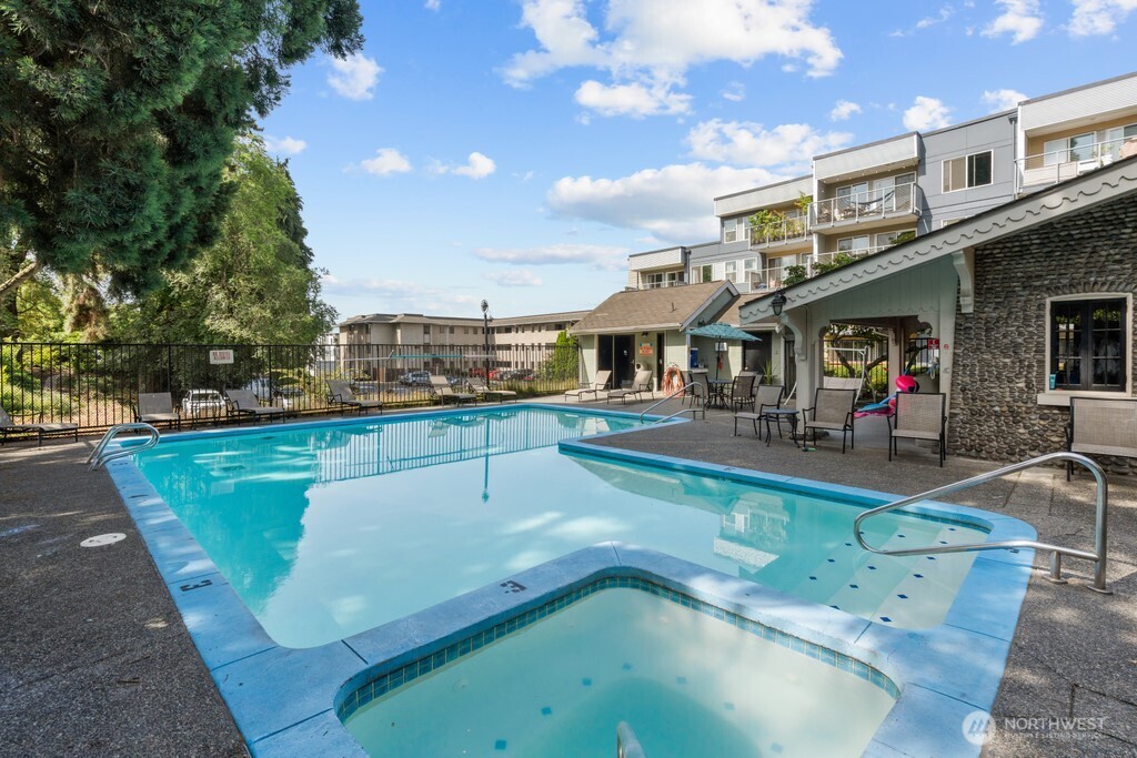 1311 12th Avenue South, Unit D103 Seattle, WA 98144 - Photo 20 of 26