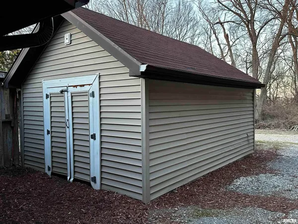 $289,900 | 2068 New Lake Road, Jacksonville, IL 62650