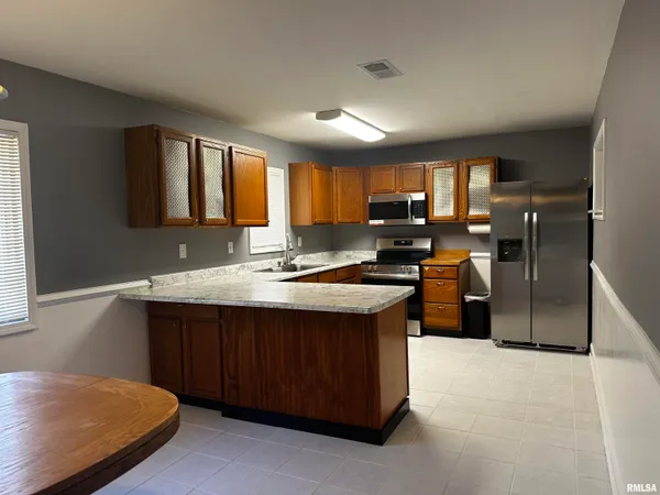 $289,900 | 2068 New Lake Road, Jacksonville, IL 62650