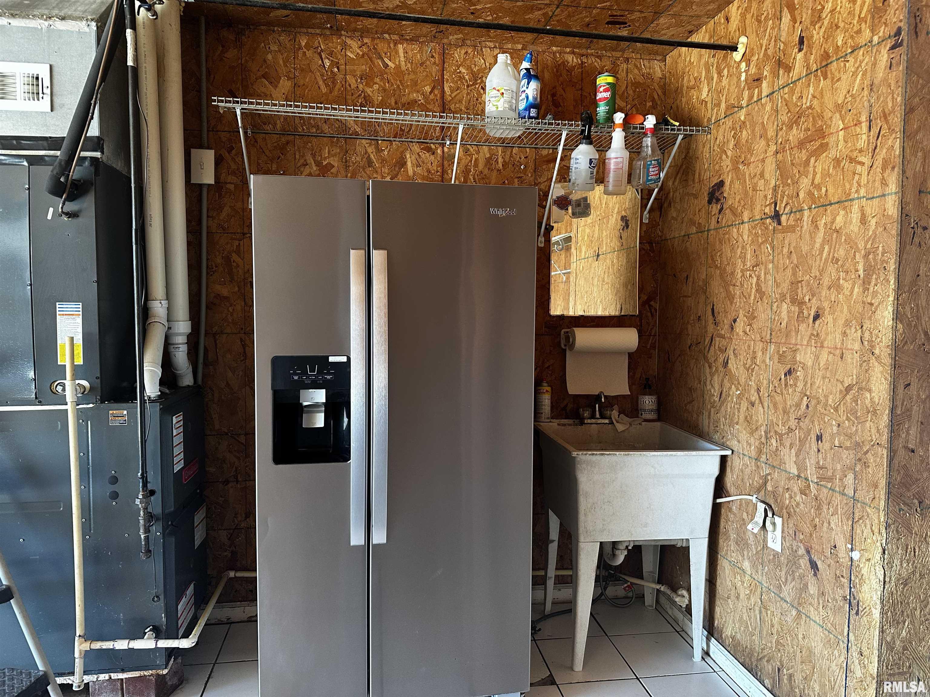 2068 New Lake Road Jacksonville, IL 62650 - Photo 30 of 60