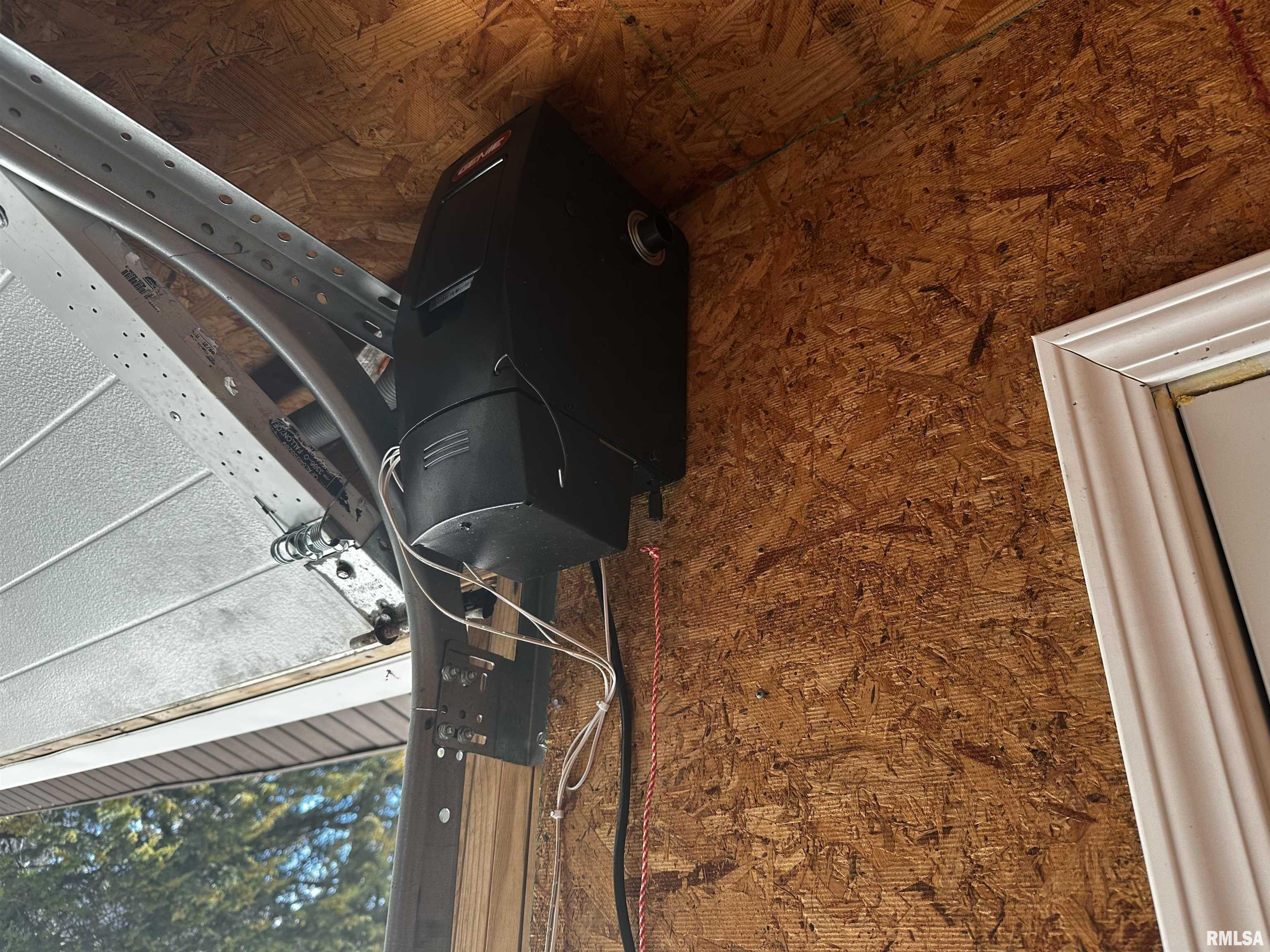 2068 New Lake Road Jacksonville, IL 62650 - Photo 34 of 60