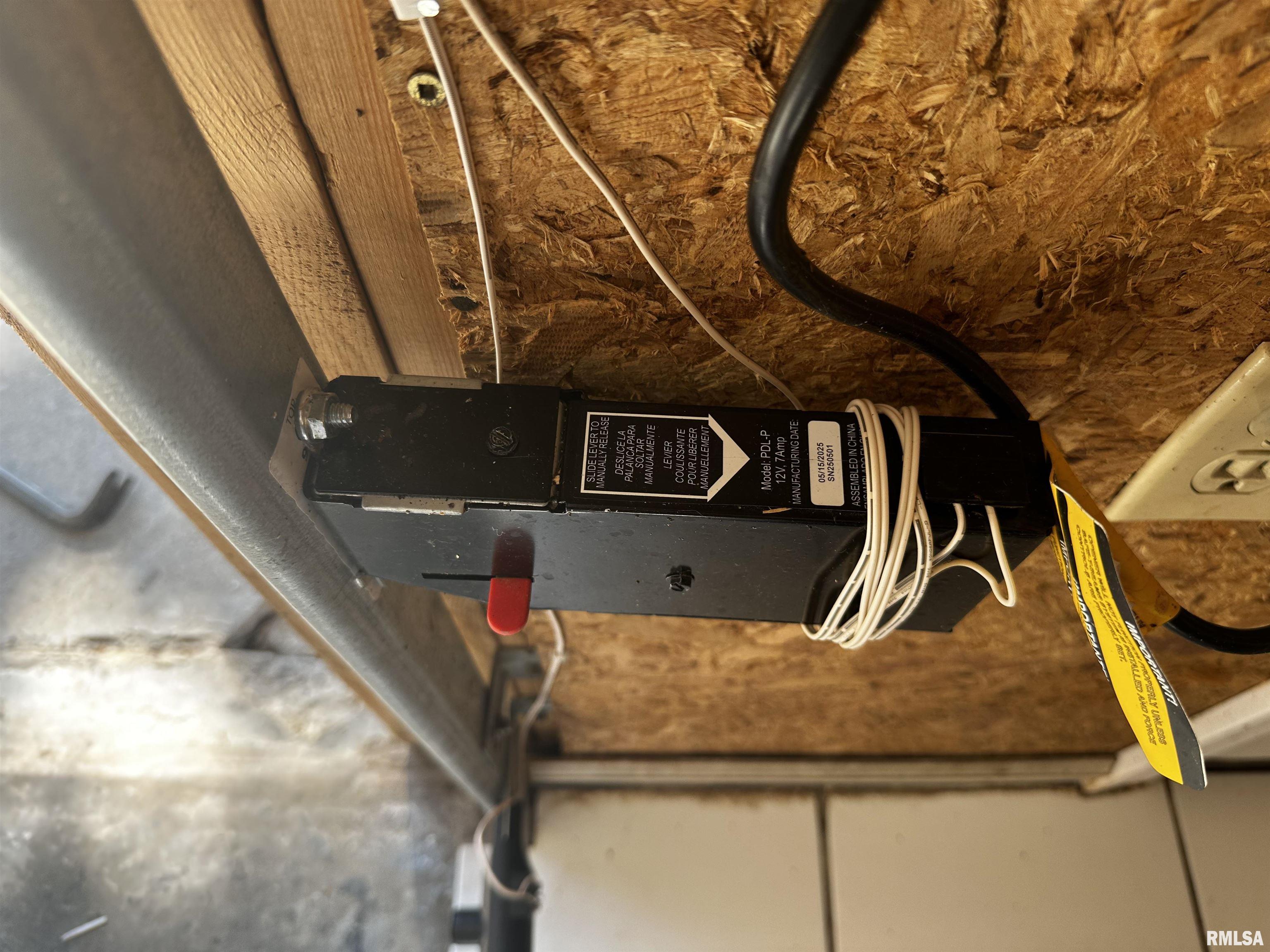 2068 New Lake Road Jacksonville, IL 62650 - Photo 35 of 60