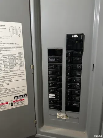 $289,900 | 2068 New Lake Road, Jacksonville, IL 62650