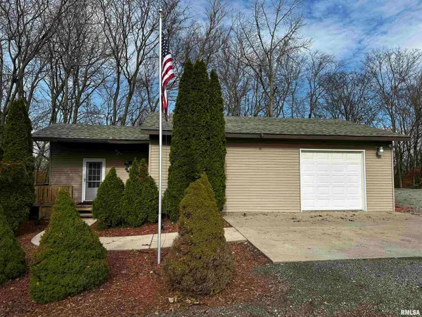 $289,900 | 2068 New Lake Road, Jacksonville, IL 62650