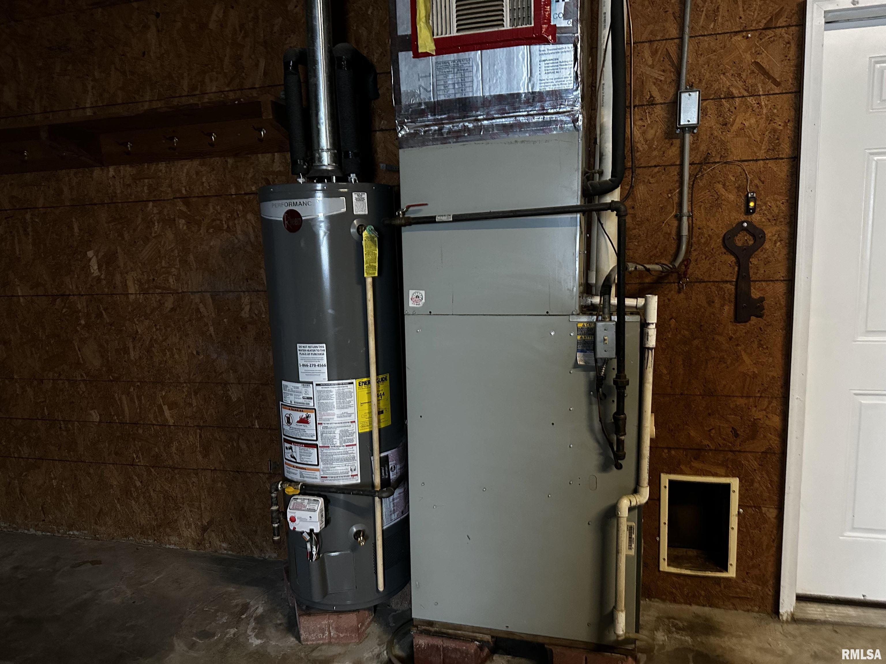 2068 New Lake Road Jacksonville, IL 62650 - Photo 54 of 60