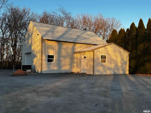 $289,900 | 2068 New Lake Road, Jacksonville, IL 62650