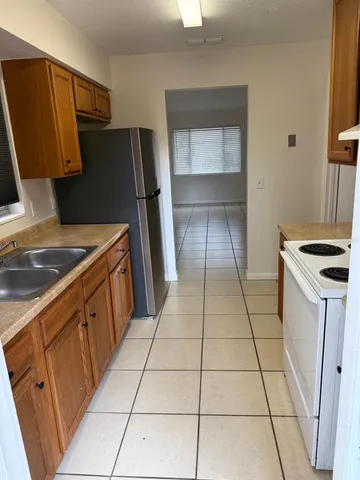 $1,200 | 5913 Northwest 23rd Terrace, Gainesville, FL 32653
