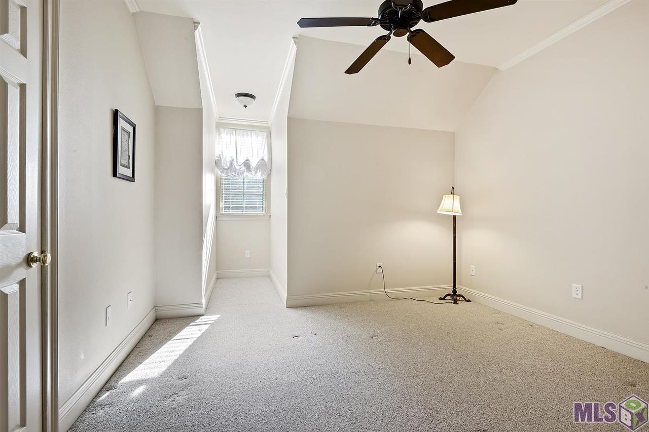 5321 Riverbend Boulevard Baton Rouge, LA 70820 - Photo 14 of 21 Gallery Image 14