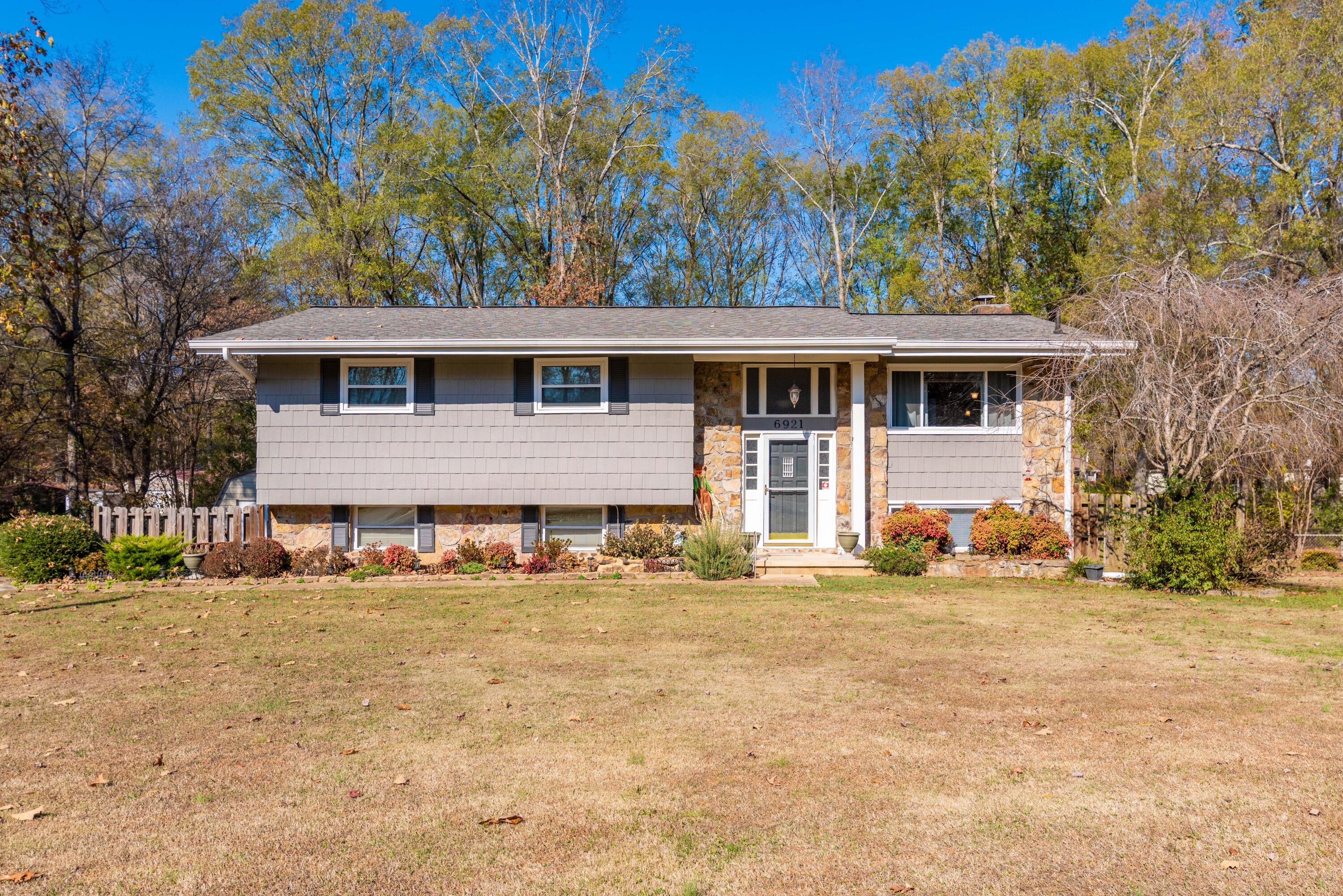 6921 Starlite Road Hixson, TN 37343 - Photo 1 of 39 DSC_9774