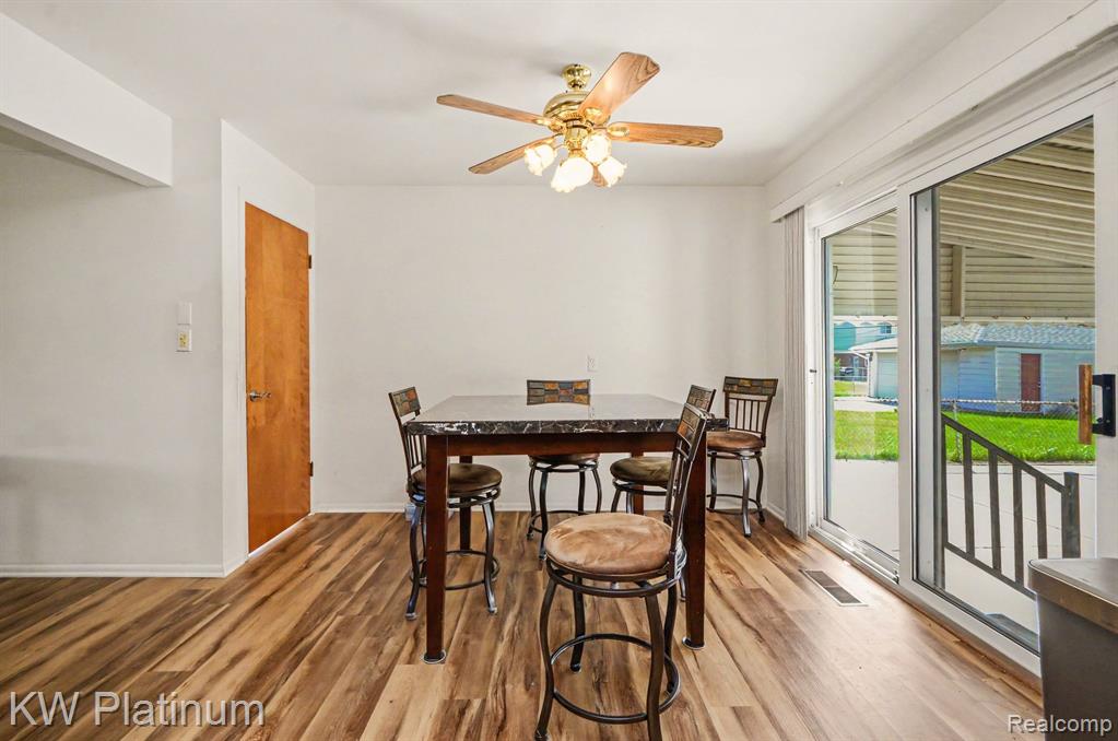 13646 Edwin Court Warren, MI 48088 - Photo 9 of 23