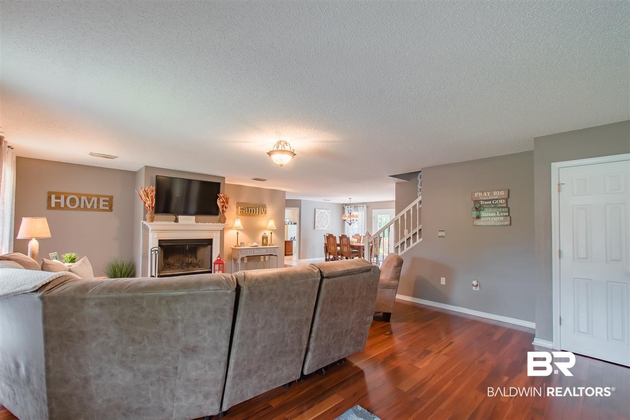 101 Raphael Semmes Drive West Daphne, AL 36527 - Photo 10 of 45