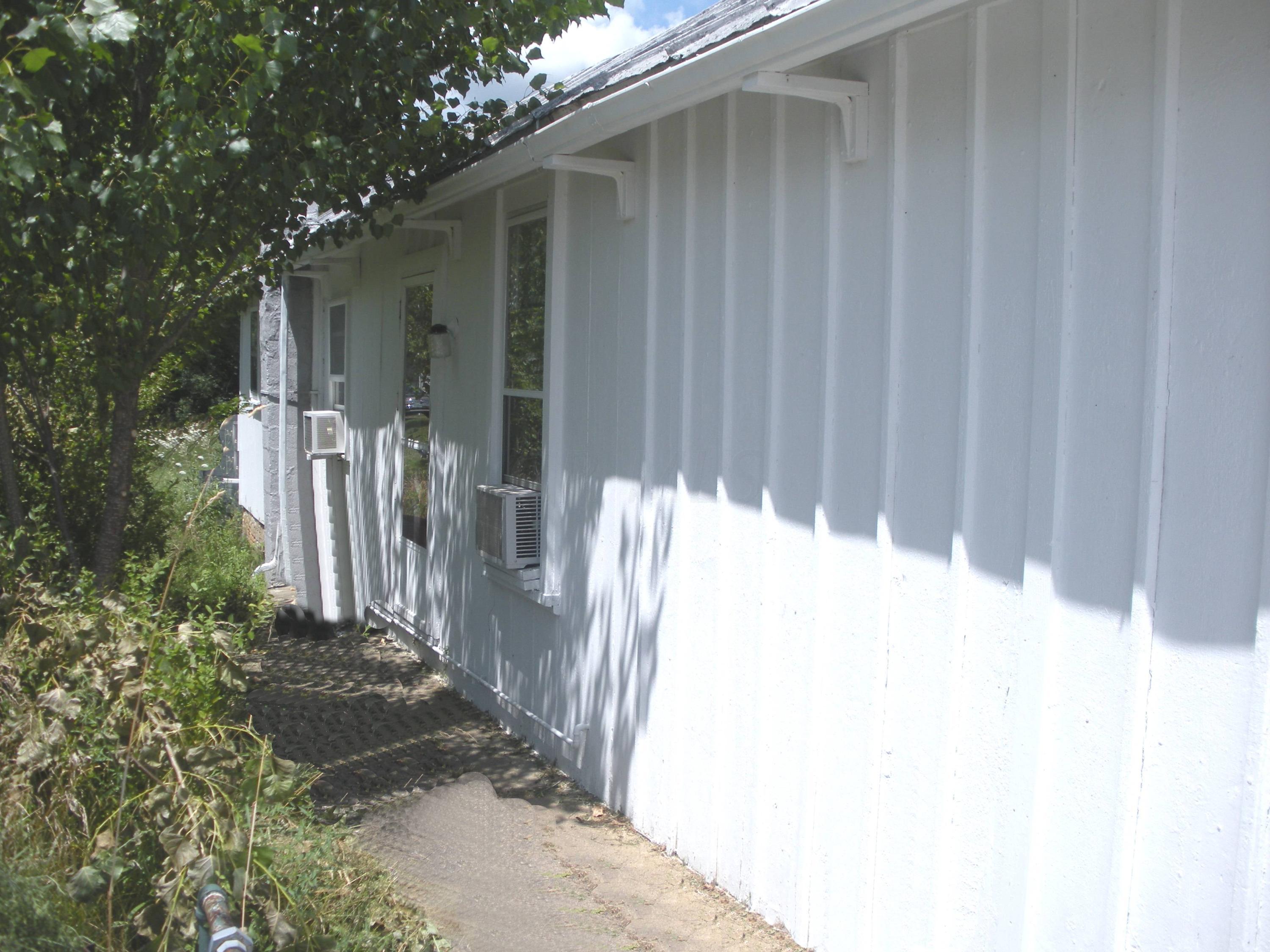 23 Front Street Commercial Point, OH 43116 - Photo 1 of 12
