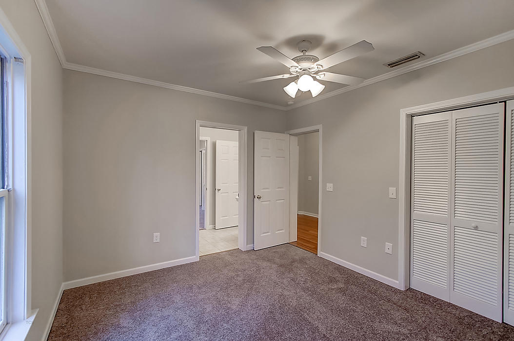 527 Rutledge Avenue, Unit D Charleston, SC 29403 - Photo 12 of 30 527 Rutledge Ave (19)