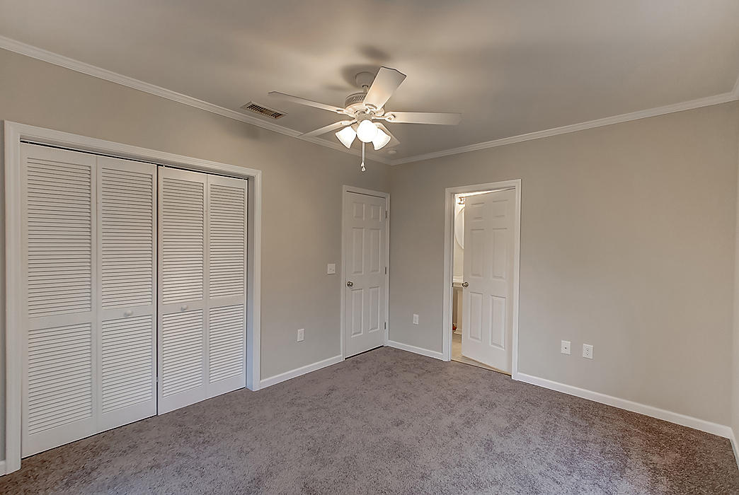 527 Rutledge Avenue, Unit D Charleston, SC 29403 - Photo 17 of 30 527 Rutledge Ave (24)