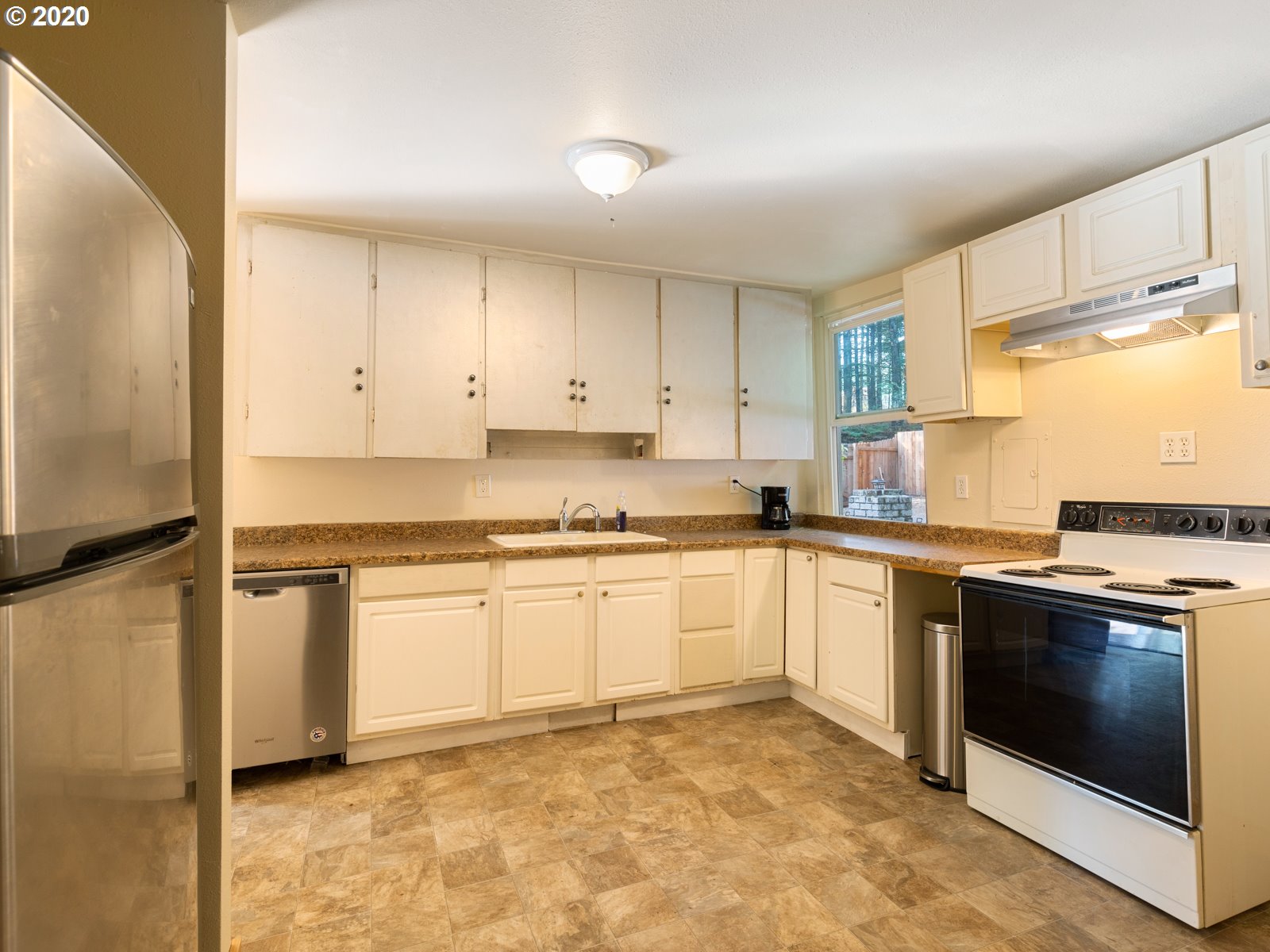 24279 South Hayden Road Estacada, OR 97023 - Photo 7 of 23