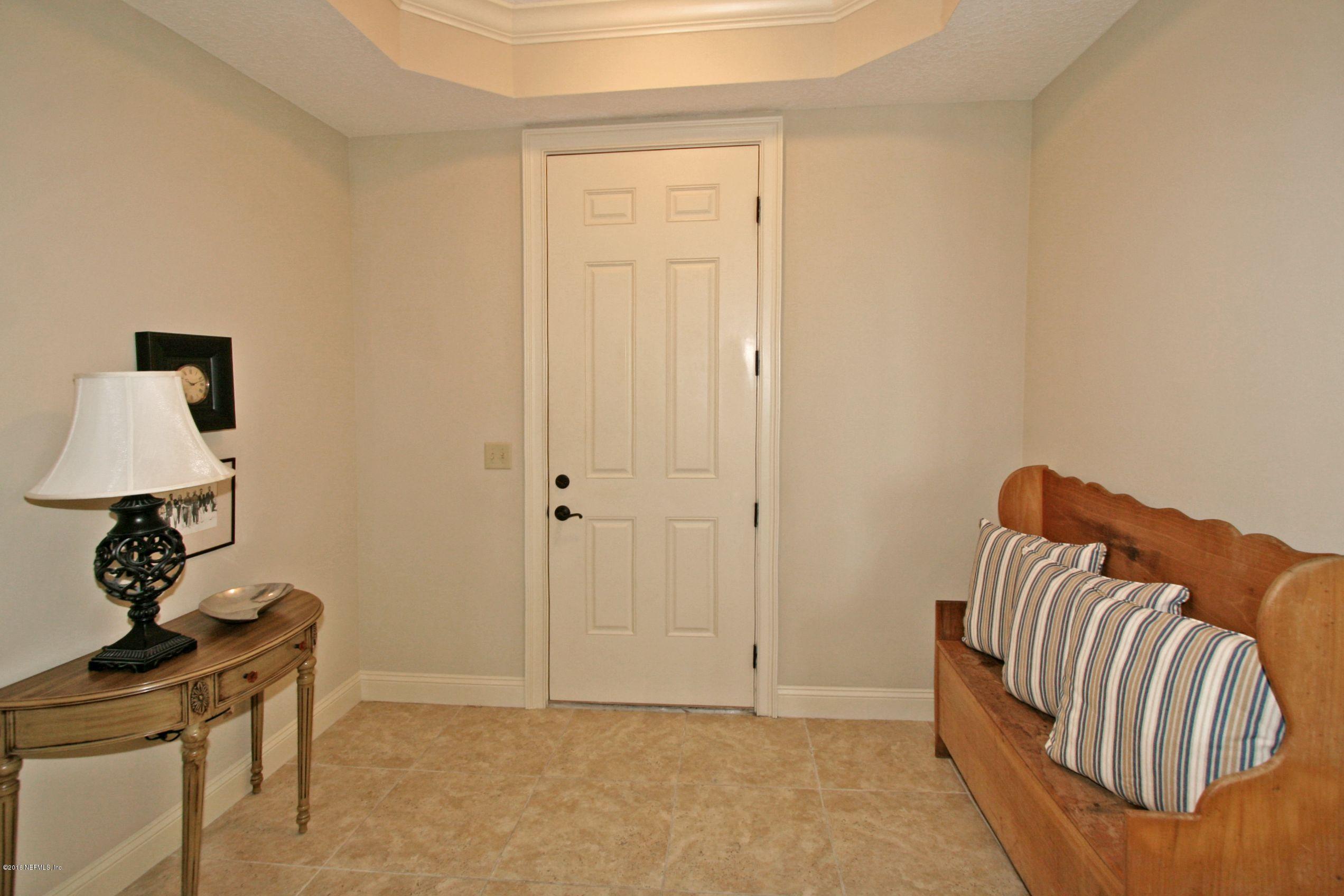 1 Radio Road, Unit 301 St. Augustine, FL 32084 - Photo 6 of 46 Foyer