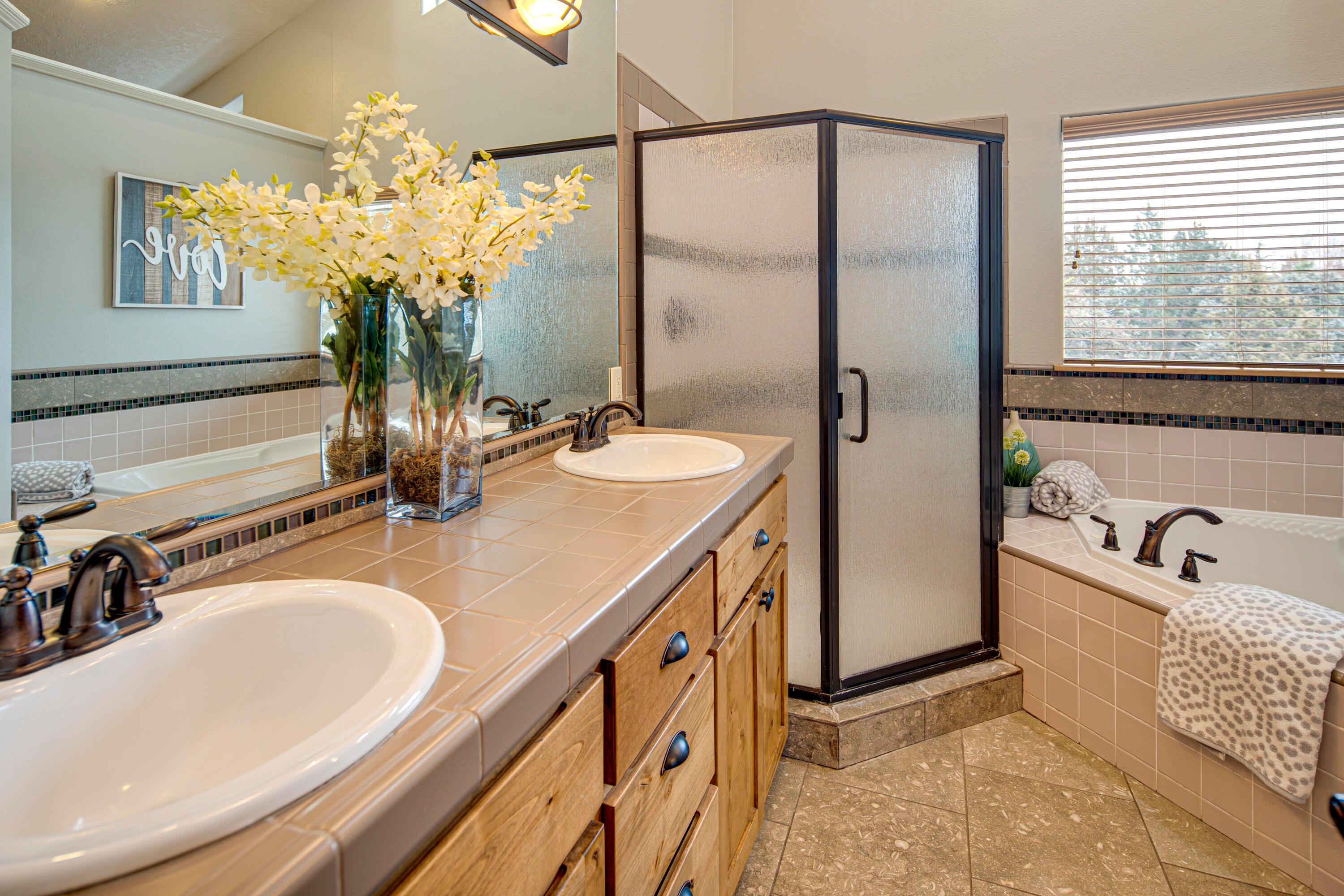 2460 Linnet Lane Redmond, OR 97756 - Photo 37 of 55 2460-38
