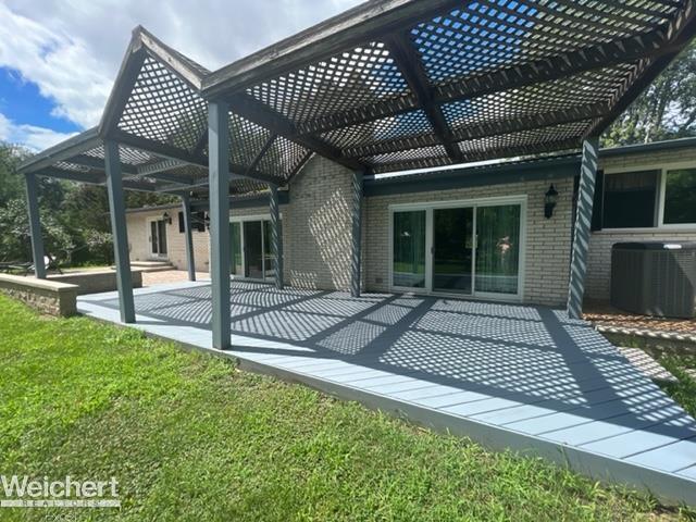 1271 Green Ridge Road Rochester, MI 48309 - Photo 49 of 68 50088001-48.JPG