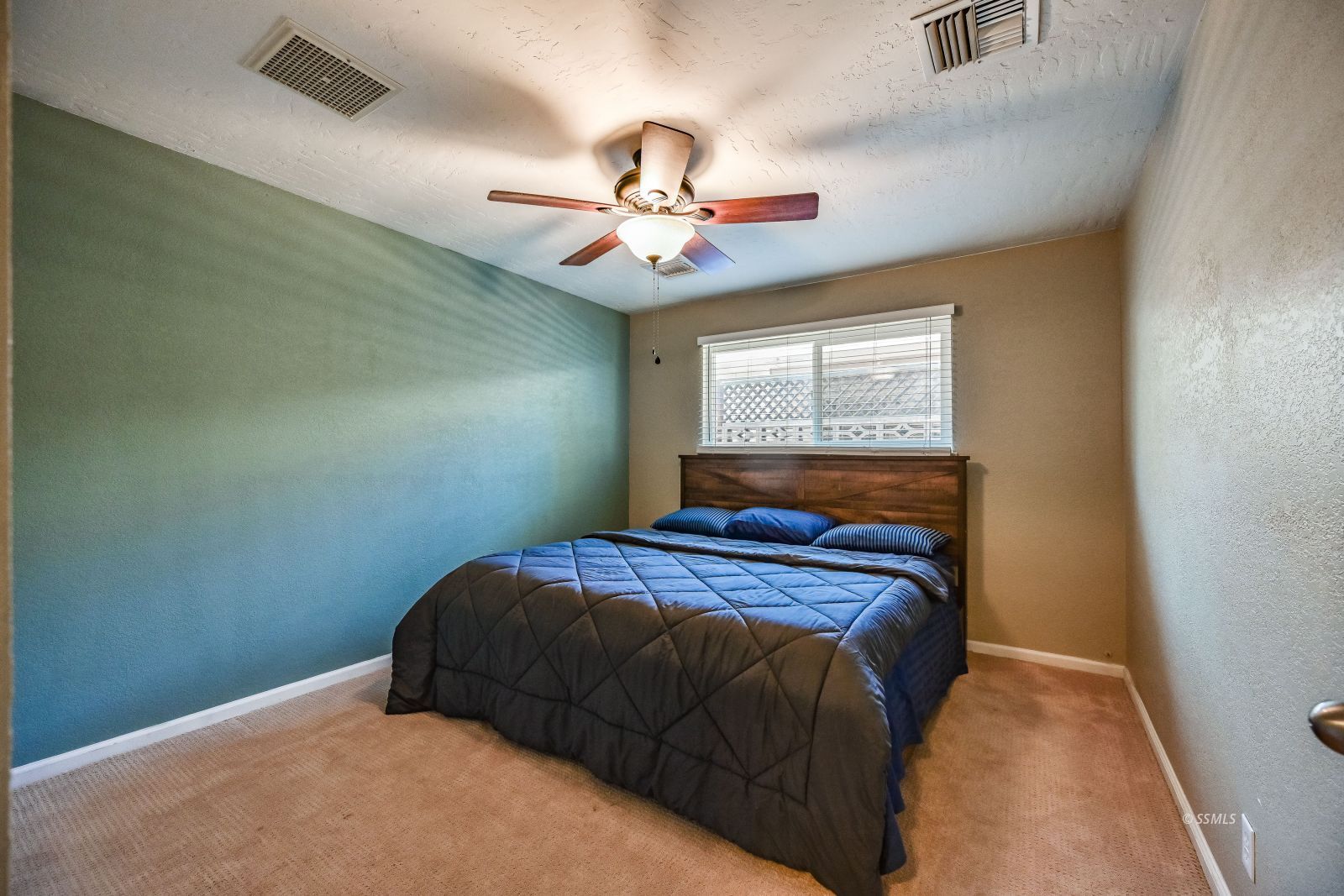 229 South Broadway Street Ridgecrest, CA 93555 - Photo 28 of 40