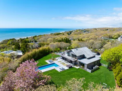$9,790,000 | 6 Tara Road, Montauk, NY 11954