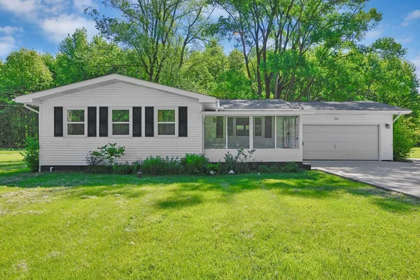$445,000 | 3543 Highway 605, Galena, OH 43021