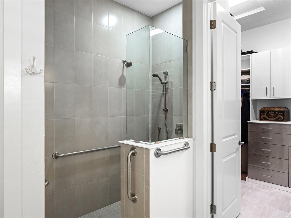 8043 Waterbend Trail Sarasota, FL 34240 - Photo 32 of 83