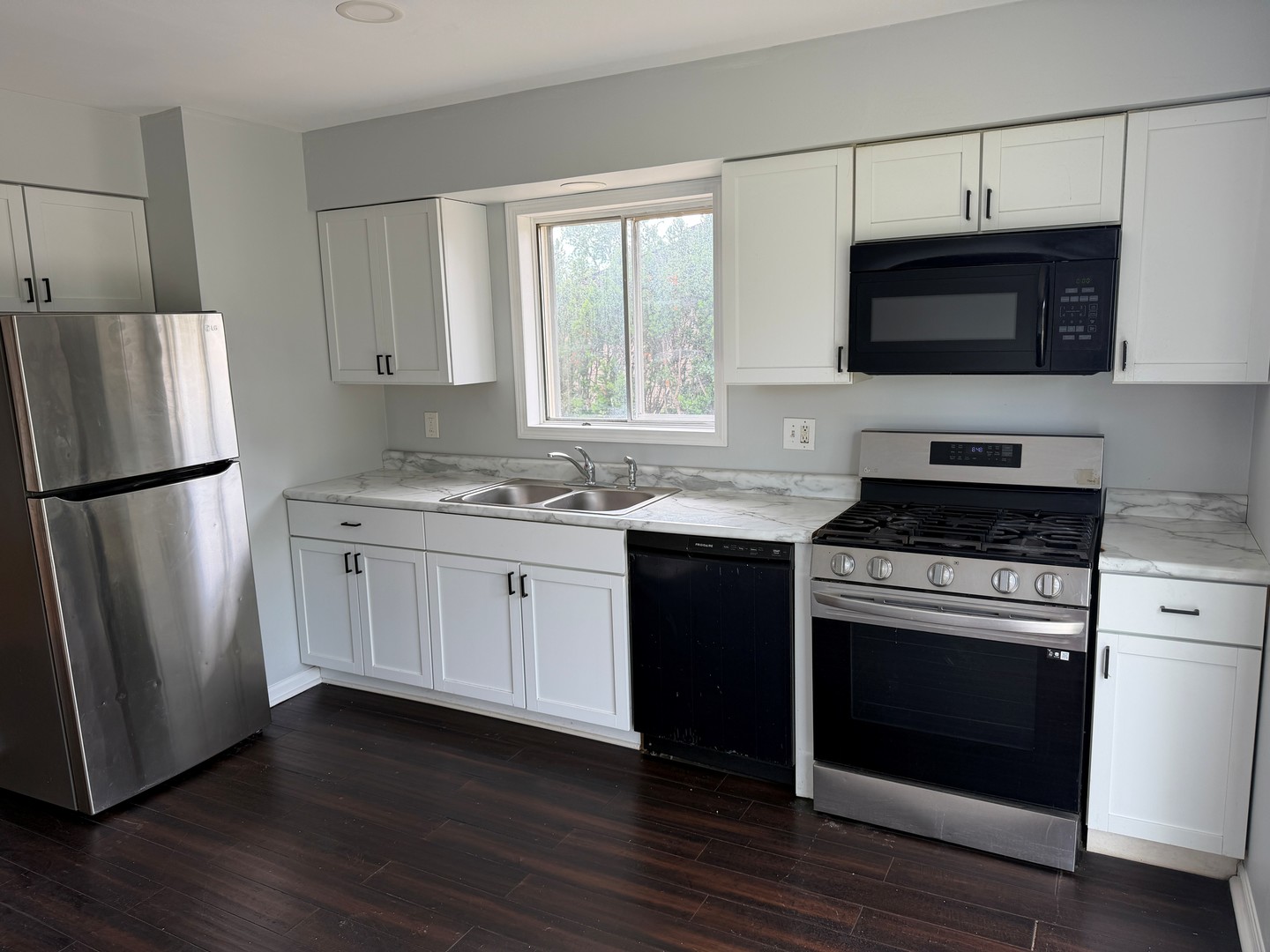 934 South Harvard Avenue Addison, IL 60101 - Photo 5 of 14