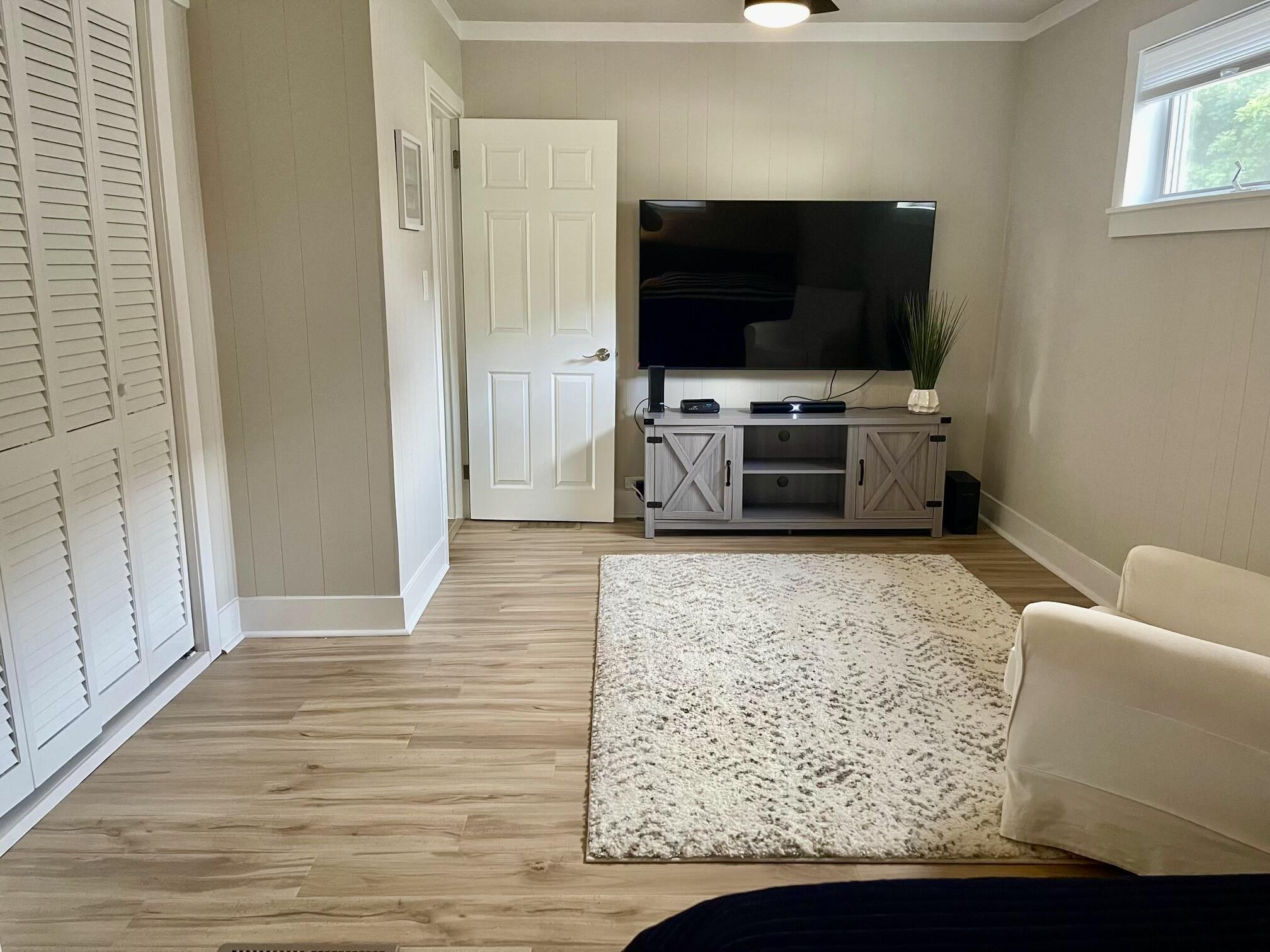 149 Jackson Street Manistee, MI 49660 - Photo 15 of 40 PHOTO-2025-08-11-18-46-44 (2)