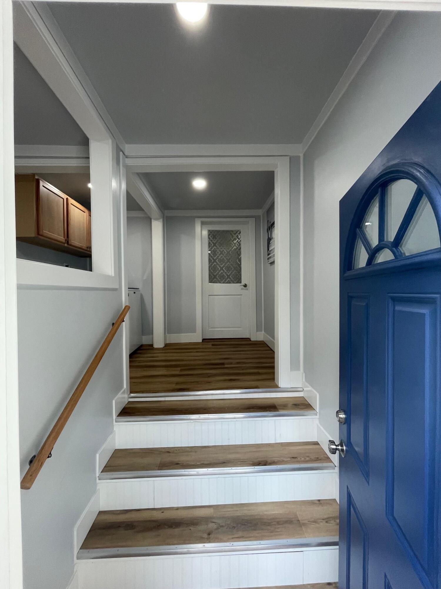 149 Jackson Street Manistee, MI 49660 - Photo 17 of 40 PHOTO-2025-08-11-18-46-50 (8)