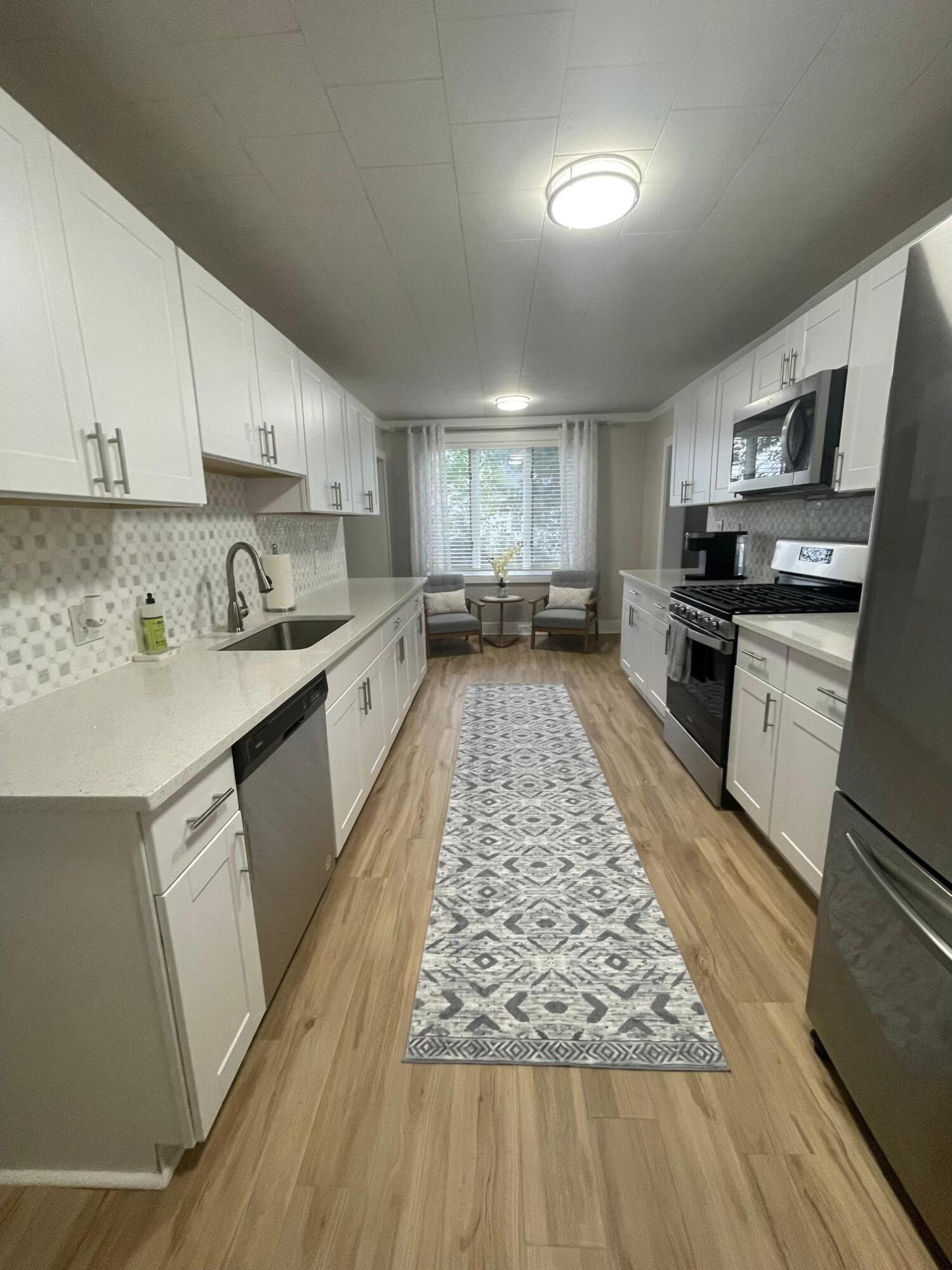 149 Jackson Street Manistee, MI 49660 - Photo 10 of 40 PHOTO-2025-08-11-18-46-48 (14)