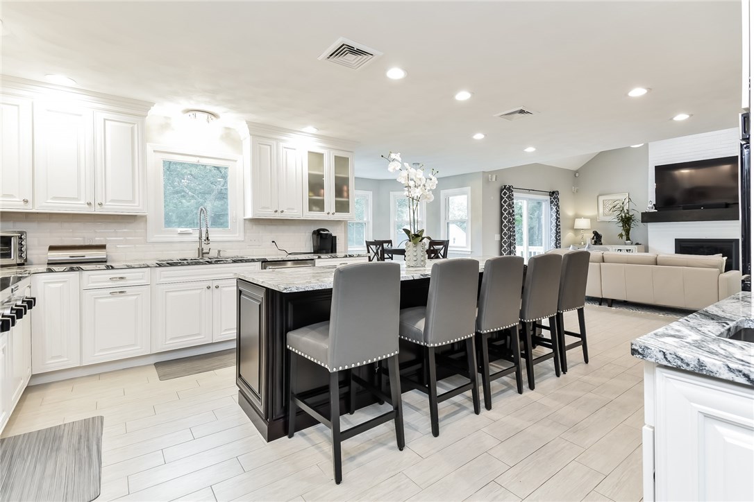Incredible kitchen renovated from top to toe with nothing left untouched!