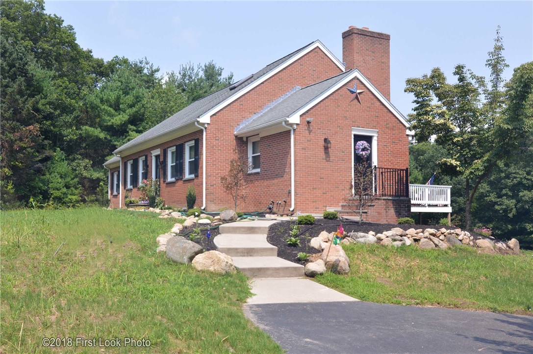 410 Trimtown Road Scituate, RI 02857 - Photo 2 of 39