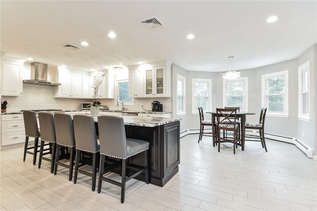410 Trimtown Road Scituate, RI 02857 - Photo 7 of 39