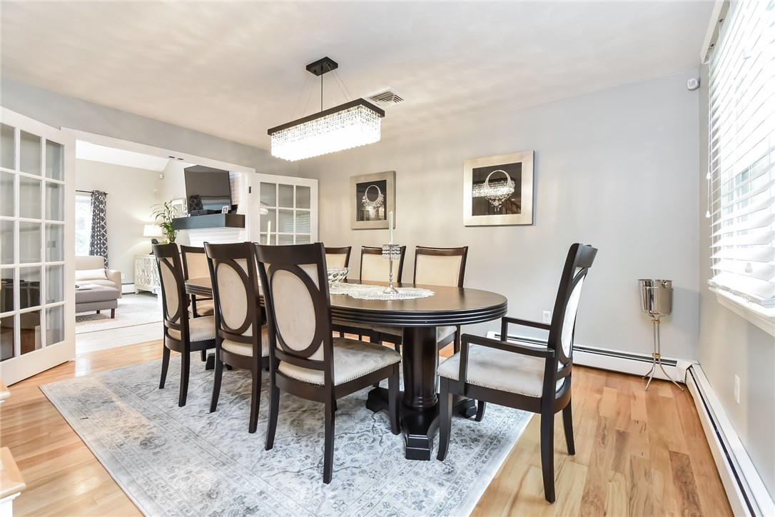 410 Trimtown Road Scituate, RI 02857 - Photo 10 of 39 Dining Room