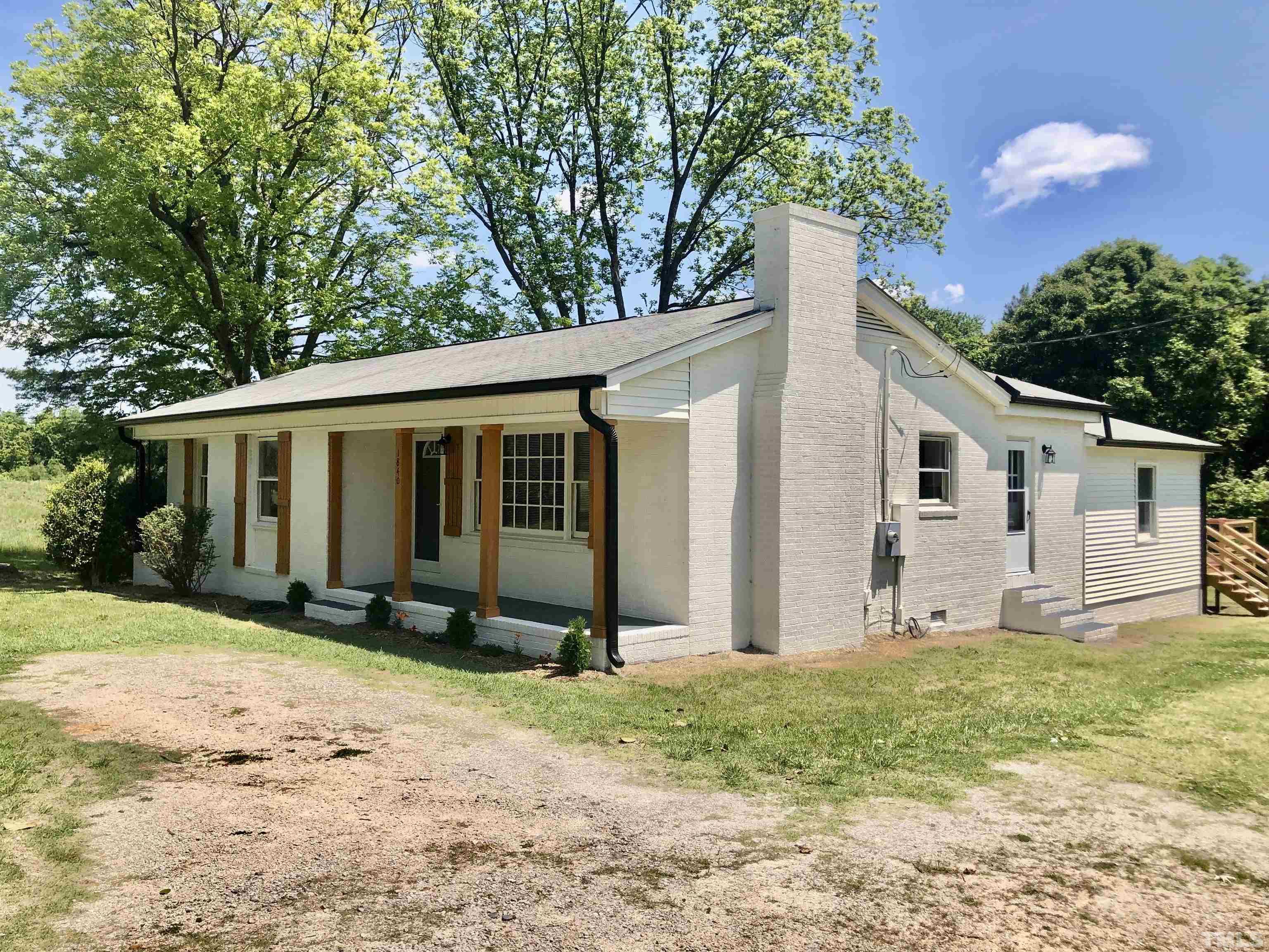 1840 Satterwhite Point Road Henderson, NC 27537 - Photo 4 of 49 Gallery Image 4