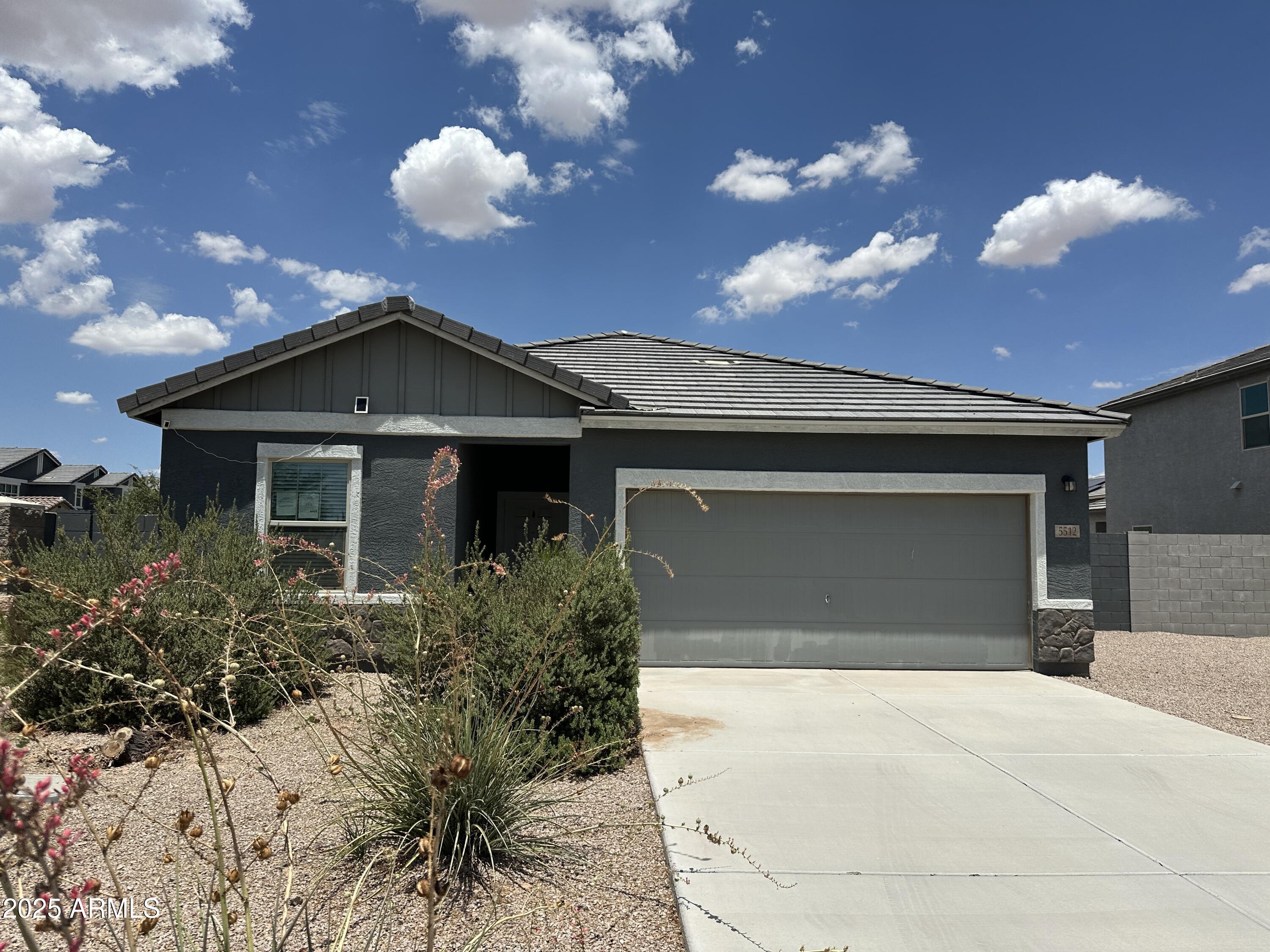 5512 East Moira Road Florence, AZ 85132 - Photo 1 of 18 Front