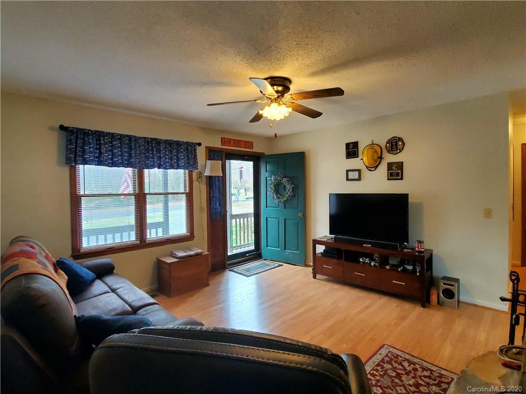 369 Creswell Road Mount Gilead, NC 27306 - Photo 7 of 31