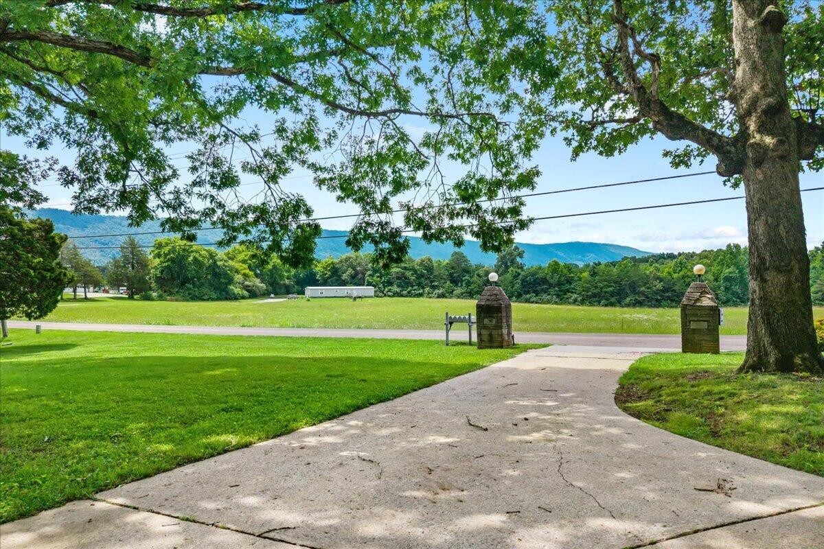359 Co Road Etowah, TN 37331 - Photo 4 of 53