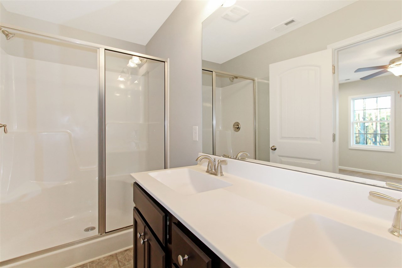 131 Yellow Jacket Ridge Clayton, NC 27520 - Photo 15 of 29 Master Bathroom