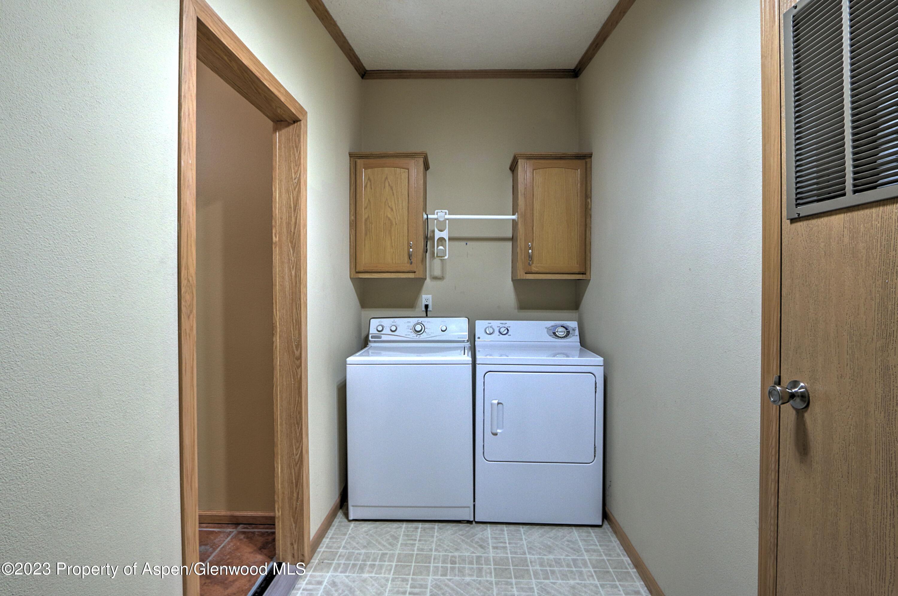 1450 Chair Bar Road Silt, CO 81652 - Photo 23 of 50 Laundry room