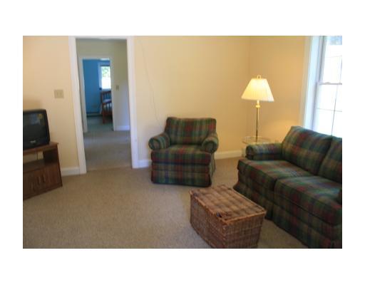 12 Oakridge Road Brunswick, ME 04011 - Photo 20 of 25 Den/Family/Great Room.